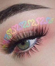 Winged Eyeliner Makeup, Makeup Face Charts, Pride Makeup, Indie Makeup, Lashes Mascara, Swag Makeup, Eye Makeup Pictures