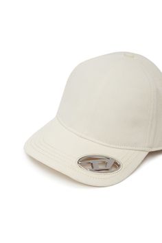 Casquette de baseball pour Homme en sergé de coton épais arborant une finition délavée. Modèle mis à jour avec une plaque oval D en métal intégrée dans la visière.-Fermeture à boucle coulissante;Avec doublure Men's Baseball Cap, Baseball Caps Mens, The Peak, Luxury Handbags, Official Store, Heavy Cotton, Baseball Cap, Metallica