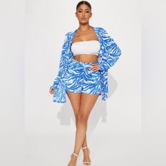 Fashion Nova Jaylene Plisse Short Set - Blue/Combo Size Medium Nwt Lounge Outfit, Blue Outfit, Curve Dresses, Short Set, Matching Dresses, Blue Shorts, Short Sets, Set Dress, Jumpsuit Dress