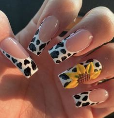 Nails Sunflower, Grad Nails, Sunflower Nail, Sunflower Nail Art, Summer Sunflower