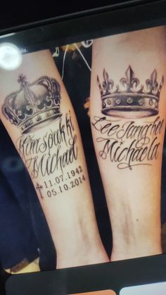 two people with matching tattoos on their legs, both have crowns and names tattooed on them