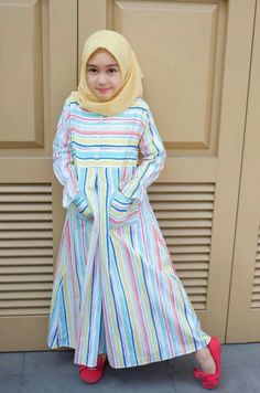 Kids Hijab Style, Dress Anak Muslim, Muslim Kids Fashion, Kids Abaya, Hijab Stile, Trendy Baby Girl Clothes, Kids Dress Collection, Girls Clothes Patterns