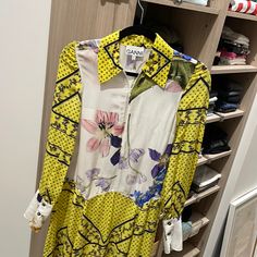 Ganni Floral Dress With Front Zippwr And Asymmetrical Trim. Excellent Conditions! Ganni Mini Dress, Ganni Floral Dress, Ganni Check Dress, Ganni Tshirts, Ganni Tie Front Top, Ganni Dress, Floral Dress, Yellow White, Colorful Dresses