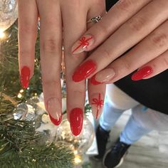 Dark Red Nails, Statement Nail, Christmas Makeup Look, 2024 Nails, White Nail Art, Classic Nails