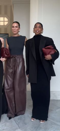 Silk Maxi Skirt Street Style, Nice Lunch Outfit, Party Outfit Leather Pants, Work Awards Night Outfit, Party Outfit Women Over 40, Effortlessly Outfits, Leather Pants Styling, Christmas Work Party Outfit, Black Wide Leg Trousers Outfit