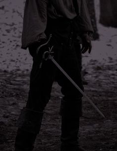 Knife Guy Aesthetic, Royal Guard Aesthetic Male, Male Assassin Aesthetic Medieval, Gothic Pirate Aesthetic, Swordsman Aesthetic, Pirate Aesthetic Male, Peter Pevensie, Medieval Aesthetic, The Crow