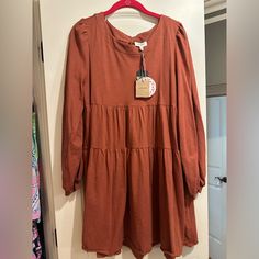 Size Small Rust Color Nwt Open To Offers! Shift Dress For Fall Brunch, Fall Brunch Shift Dress, Fall Brown Shift Dress, Umgee Dress, Rust Color, Tiered Dress, Color Orange, Colorful Dresses, Rust