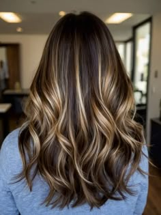 27 Stunning Dark Brunette Balayage Ideas to Transform Your Hair Long Prom Hair, Trendy Balayage, Dark Brunette Balayage, Color Trends 2024, Balayage Ideas, Dark Brunette Hair, Short Dark Hair, Chocolate Brown Hair Color, Hot Hair Colors