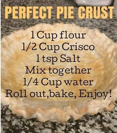 Best Pie Crust Recipe, Flaky Pie Crust Recipe, Pie Crust Recipe Easy, Pie Crust Designs, Pie Dough Recipe, Biscuits Graham, Homemade Pie Crust Recipe, Dessert Oreo, Easy Pie Crust