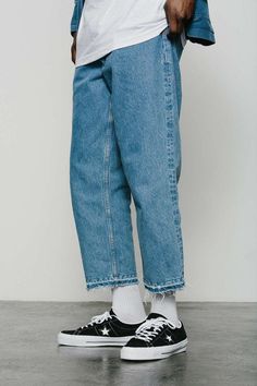 fraye hem jeans men http://www.99wtf.net/men/mens-fasion/latest-mens-suit-style-fashion-2016/ Five Jeans, Style College, 일본 패션, Style Converse, Cord Trousers, Jeans Shoes, Streetwear Mode, Mens Fashion Urban