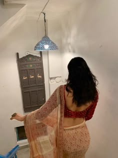 Saree Aesthetic, Construction Fails, Saree Poses, Casual Indian Fashion, Desi Fashion Casual, Indian Dresses Traditional, Traditional Indian Outfits, One Job