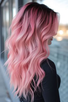 Pink Short Hair, Light Pink Hair, Creative Hair Color, Pastel Pink Hair, Medium Layered Hair, Hair Color Pastel, Hair Color Purple