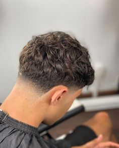 Low Beard Fade, 2024 Hair Trends For Men, Men’s Hair Cuts Fade, Fade With Long Hair On Top, Corte Taper Fade, Mid Fade Haircut Men, Blowout Taper Fade, Fade Haircut Curly Hair