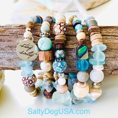 Beach Themed Birthday, Memory Bracelets, Leather Techniques, Boho Charm Bracelet, Beachy Bracelets, Girls Trip Gifts, Boho Beachy, Bracelets Handmade Diy, Memorial Bracelet