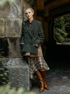 Outlander Style, Sebastian Kim, Style Gentleman, Porter Magazine, Dressing Well, Carey Mulligan, Cozy Coats, Heritage Fashion, Vanessa Bruno