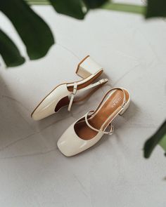 Wedding Shoes Not Heels, Low Bridal Heels, Bridal Mary Janes, Cottagecore Wedding Shoes, Cute Low Heels, Wedding Mary Janes, Mary Jane Wedding Shoes, Heels For Dresses, Business Professional Shoes