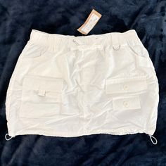 Never Worn White Mini Cargo Skirt With Adjustable Pulls. Size Medium Cargo Skirt, Womens Bottoms, Womens Skirt, Color White, Mini Skirts, Size Medium, Women Accessories, Skirt, Outfit Accessories