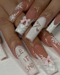 2023 Winter Nails, Nail Sunny, Diy Acrylic Nails, Girly Acrylic Nails, Acrylic Nails Coffin Pink, Unique Acrylic Nails, Long Square Acrylic Nails, Bling Acrylic Nails