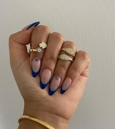 Evil Eye On Nails, Eye Evil Nails, Almond Nails Designs Evil Eye, Nail Inspo Almond Evil Eye, Summer Evil Eye Nails, Nail Inspo For Summer 2024, Evil Eye Summer Nails, Greek Inspo Nails