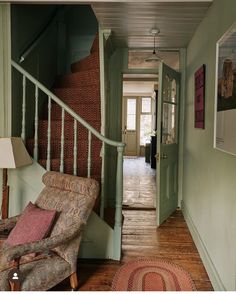 the hallway is clean and ready for us to use as an entrance way into the house