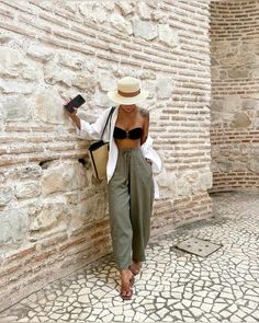 Earthy Vacation Outfits, Tulum Outfits, Cute Beach Outfits, Pool Outfits, Miami Style, Pool Party Outfits, Beach Party Outfits, Outfits For Mexico, Earthy Outfits