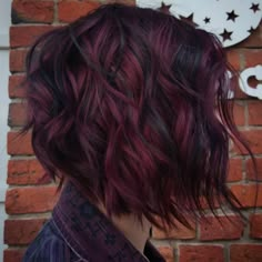 Short Hair Color Ideas, Hair Color Ideas For Fall, Rambut Brunette, Perfect Hair Color, Dark Red Hair, Short Hair Color