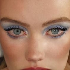 Icy Blue Eyeshadow, Eyeshadow Inspiration, Maquillage On Fleek, Make Up Inspiration, Dope Makeup, Icy Blue, Pretty Makeup