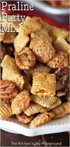 Close-up of Praline Party Mix in a bowl Sweet Party Mix Recipe, Chex Mix Recipes Sweet, Sweet Chex Mix, Sweet Chex, The Kitchen Is My Playground, Party Mix Recipe, Homemade Chex Mix, Muddy Buddy, Snarky Humor