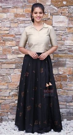 Long Skirt And Top Indian, Skirt And Top Indian, Elegant Skirt Outfits, Long Skirt Top Designs, Long Skirt And Top, Attic Ideas, Simple Kurti, Frock Designs, Long Frock Designs