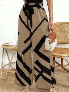 Striped Pant, Striped Wide Leg Pants, Fashion Blouse Design, Daily Dress, Shirt Accessories, Blouse Styles, Moda Fashion, African Fashion, Fashion Pants