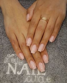 Pretty Nails For Summer, Nails Design Short, Nail Boutique, Unghie Sfumate, Nude Nail Designs, Nails Classy, Classic Nails, Minimalist Nails