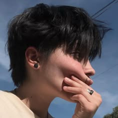 Undercuts Masculine, Short Hair Above Ears, Short Grunge Haircuts Men, Non Binary Hairstyles, Short Asian Hair, Ftm Haircuts, Androgynous Hair, Short Hair Tomboy, Short Grunge Hair