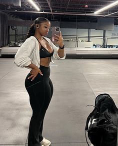 Gym Baddie, Gym Girlies, Gym Girlie, Gymwear Outfits, Fitness Wear Outfits, Cute Gym Outfits, Gym Girl, Gym Fits, Goals Inspiration