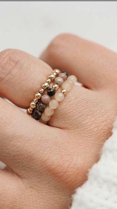 Adjustable Agate Jewelry For Everyday, Adjustable Agate Jewelry With Spacer Beads, Diy Beaded Rings, Desain Quilling, Beaded Ring, Beads Bracelet Design, Jewelry Accessories Ideas, Handmade Wire Jewelry, Beaded Bracelets Diy