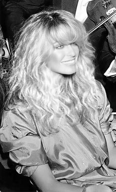 Farrah Fawcett Style, Turning 55, Farah Fawcett Hair, Fawcett Hair, Bardot Hair, Farah Fawcett, 90 Fashion, 1980s Hair, Farrah Fawcet