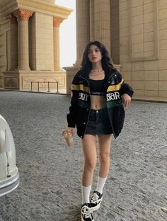 Rate This Outfits 1~10. SAV&FOLLOW to keep updated everyday. Mode Ulzzang, Look Grunge, Looks Black, Swaggy Outfits, Casual Style Outfits, Lookbook Outfits, Streetwear Outfit, Teen Fashion Outfits, Outfits Casuales