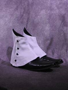 Spats inspired by the classic joker look. This is an original design. Please attach a note with your purchase to add shoes size, ankle, and calf measurements Jester Shoes, Old Fashion Dresses, Mens Nike Shoes, Fashion Gallery, Original Design, Military Fashion, Adult Costumes, Fantasy Fashion, Shoe Style