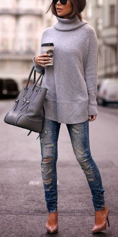 nice 99 Street Style Fashion Snaps | Spring 2015 by http://www.dezdemonfashiontrends.xyz/street-style-fashion/99-street-style-fashion-snaps-spring-2015/ Casual Chique Stijl, Boyfriend Jeans Style, Boyfriend Jean, Outfit Jeans, Mode Casual, Cooler Look, Looks Style, Outfit Casual, Fall Winter Outfits