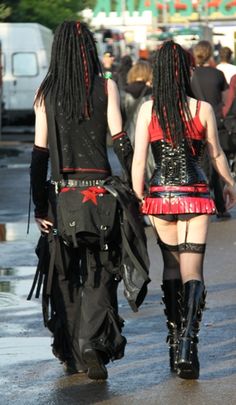 Alt Couples, Alt Girls, 2000s Nostalgia, Gothic Clothes