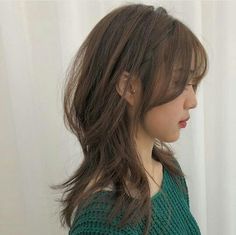 Shag For Medium Length Hair, Japanese Wolf Cut, Korean Wolf Cut, Shag Short, Wolf Cut Hairstyle, Japanese Haircut, Wolf Cut Hair