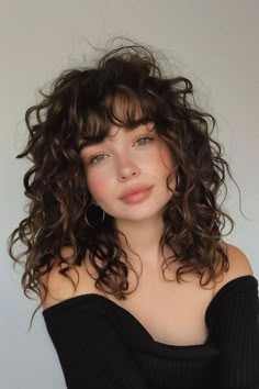 Layered Chunky Curls With Bangs, Curly Hair Makeover, Curly Bangs Round Face, Curly Haircut Bangs, Curly Hair Short Layers, Natural Curly Hair With Bangs, Curly Hair With Bangs And Layers, Permed Short Hair, Perm With Bangs