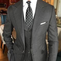 British Check Men's 3 Pieces Suits Peak Lapel Formal Groom Wedding Tuxedos Slim | eBay Men Suits Blue, Gentleman Mode, Terno Slim, Suits Men, Tailor Shop, Men Formal, Sharp Dressed Man, Jacket Vest, Men’s Suits