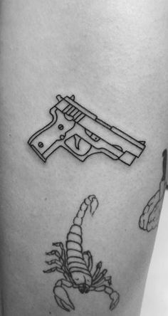 V Shaped Tattoo Design, Simply Tattoo Ideas, Ciggerate Tattoo, Nifes Tatoos, Angle With Ak47 Tattoo, Gunners Tattoos, Random Tattoo Ideas, Pistolettes Tattoo, Ak 47gun Tattoo Hand