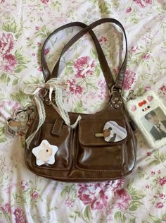 Handbag Essentials, Brown Purse, Bag Details, Girly Bags, Cute Purses