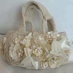 Handcrafted White Beaded Sequin Mini Handbag-Beaded Flowers Made In India Viral. Condition Is New With Tags. Longchamp Purse, Messanger Bag, Raffia Bag, Wristlet Purse, Mini Pouches, Evening Purse, Lv Monogram, Mini Handbags, Sequin Mini