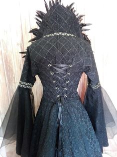 Queen Costume of Once Upon a Time | Etsy Womens Costumes, Queen Costume, Queen Dress, Fantasy Dress, Women's Costumes, Gothic Fashion, Costume Ideas, Once Upon A Time, Art Reference