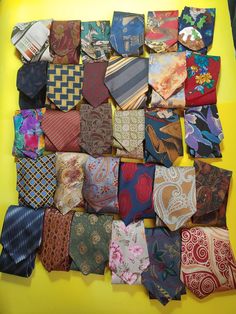 "Lot 30 Vintage Polyester Neck Tie Lot 60's 70's  80's 90's Wide Fat Skinny Necktie Quilt Craft Corbata Cravate Krawatte Cravatta made in Austria made in Italy made in France Lot of 30 Vintage polyester acetate rayon cotton silk neckties in good used condition Pictures shown are for exactly the ties that are in the parcel. Ties are excellent for crafting, quilting, and other art projects. Or for the vintage collector who loves looking different and stylish! This lot will consist mostly polyester, however you may receive acetate, rayon, cotton, silk etc. but vintageSome ties are very rare in patterns and very beautiful funky type style. WIDTH: 2\" - 4\" (YOU MAY RECEIVE SOME IN 4\" IN WIDTH) BUT MOST ARE 2 - 3 3/4\" LENGTH: CONTEMPORARY" Tie Quilting, Mens Ties Fashion, Funky Ties, Old Neck Ties, Pick Clothes, Necktie Quilt, Vintage Ties, Ties Mens Fashion, Tie Men