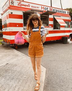 Diet Coke & overalls addict. ✨ Also i ate 3 Leonard's malasadas and it was instant regret. Self control, Steffy 🤣😱😜 #uoonyou Oahu Outfits, 90s Photography, Overall Shorts Outfit, Outfits Guide, Edgy Hipster, Instant Regret, Corduroy Dungarees, Diet Coke, Just Style