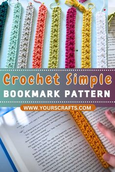 the crochet simple bookmark pattern is shown here