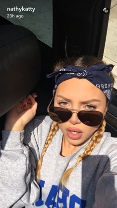 ♛ Pinterest: @kinglarr22 Instagram: @lauragarciaxo Bandana Hairstyles For Long Hair, Bandana Outfit, Head Bandana, Edm Outfits, Dance Hairstyles, Bandana Styles, Womens Fashion Casual Spring, Pants Women Fashion, Work Hairstyles